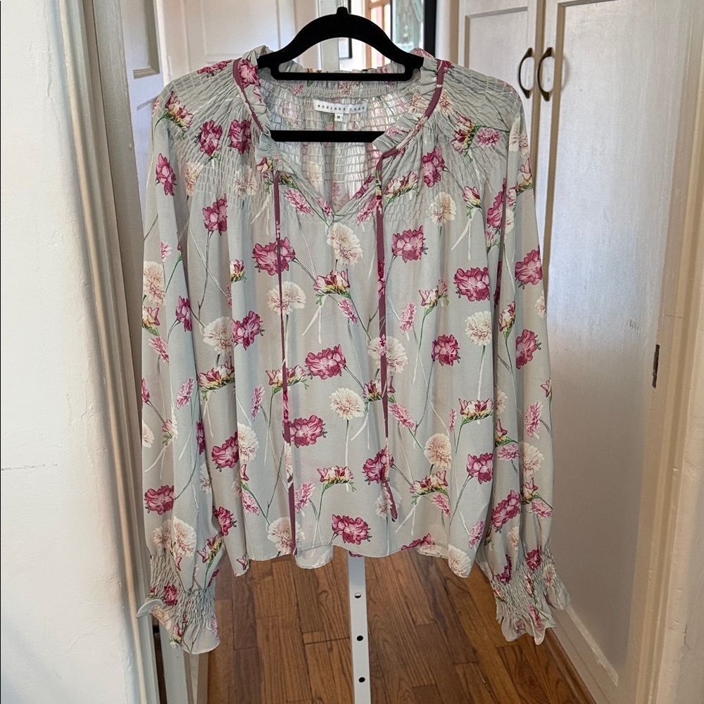 Endless Rose Gorgeous Floral Blouse Medium